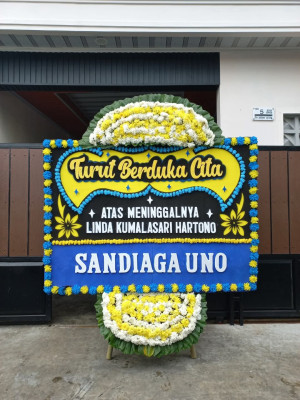 Papan Bunga Duka di Finualen